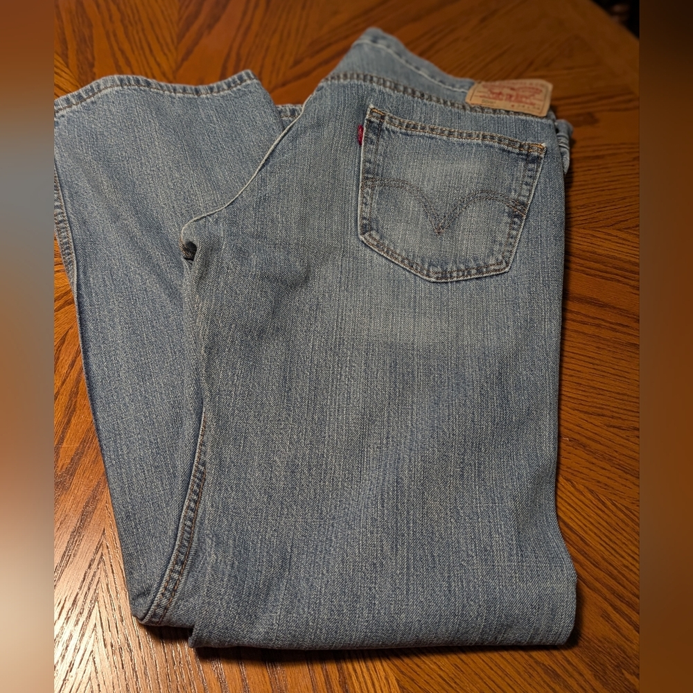 Levi's 559 Light Blue Relaxed Straight Jeans